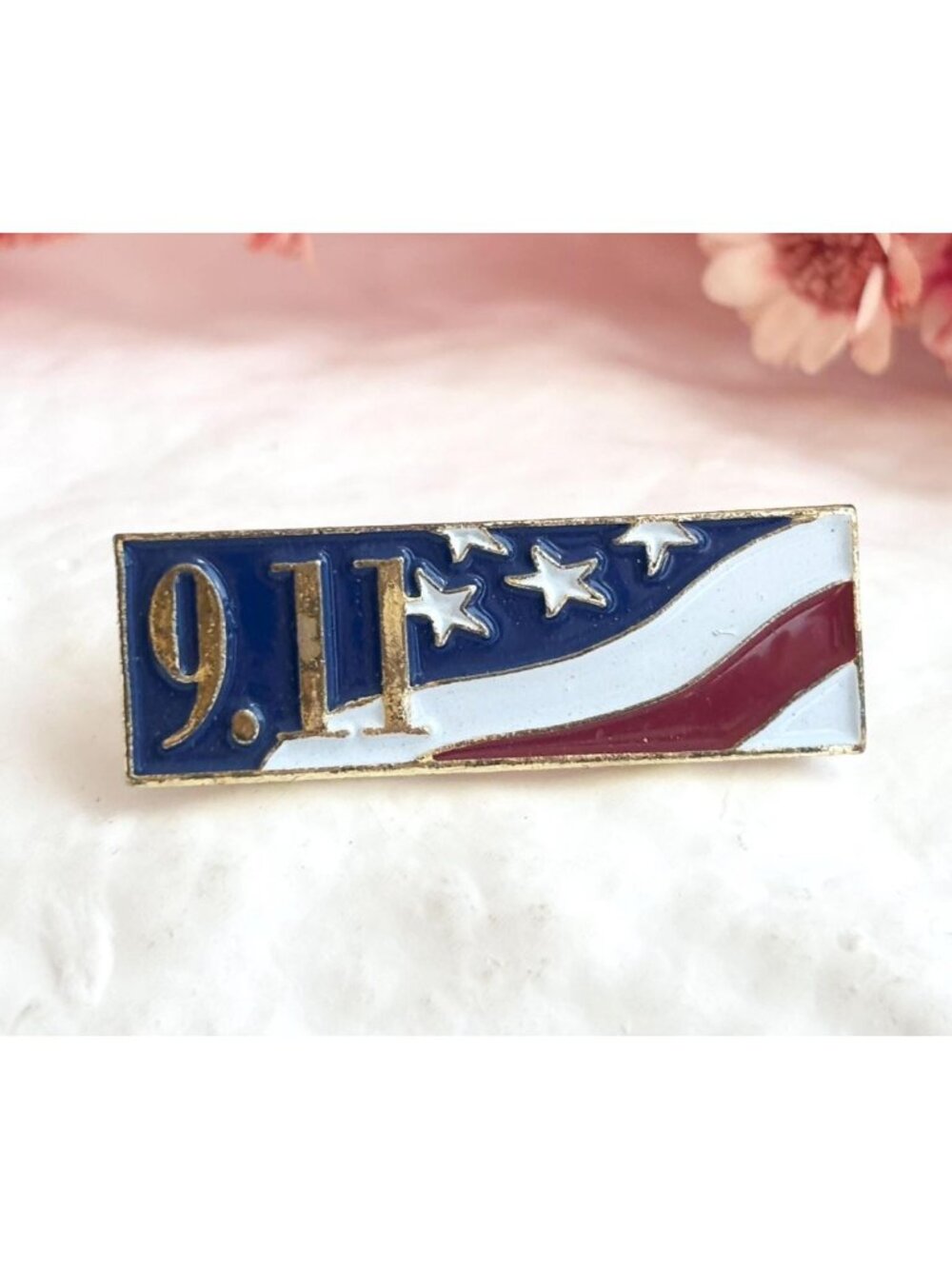 American Flag Commemorative 9/11 Vintage Gold Toned Brooch Pin